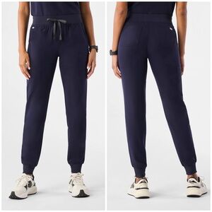 Figs Women’s High Waisted Zamora Jogger Scrub Pants™ Navy (Size L)